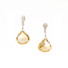 Load image into Gallery viewer, Citrine and white Topaz Earrings