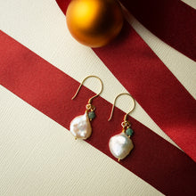 Load image into Gallery viewer, Gold Vermeil Keshi Pearl and Emerald Wire Earrings
